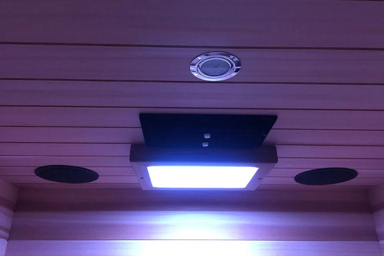 FS 160 Deluxe Hoekmodel Cerderhouten Infrarood Sauna met glasdeur-Finesse Wellness BV